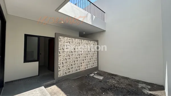 image MANYAR KERTOARJO NEW MODERN DEKAT BONNET DAN PUSAT MAKANAN SURABAYA TIMUR (4)