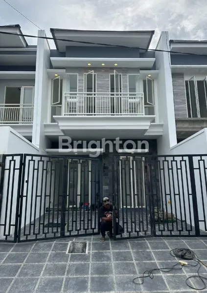 image RUMAH BARU MINIMALIS 2 LANTAI  (1)