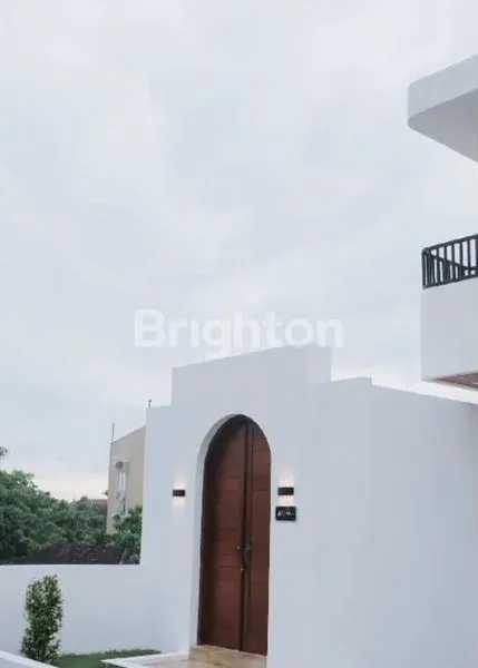 image VILLA 164M2 FULLY FURNISH MEWAH MODERN MINIMALIS DENGAN PEMANDANGAN LAUT & JALAN TOL DI NUSA DUA BALI (4)