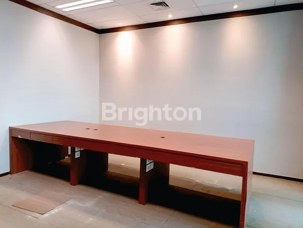 image KANTOR PRESTISIUS SEMI-FURNISHED DI EQUITY TOWER, SCBD - AKSES STRATEGIS, SIAP HUNI (4)