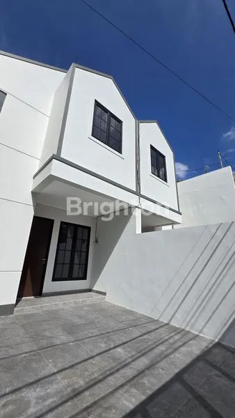 image RUMAH MINIMALIS 2 LANTAI MODERN STRATEGIS DI SURABAYA TIMUR DEKAT KENJERAN & GALAXY MALL (7)