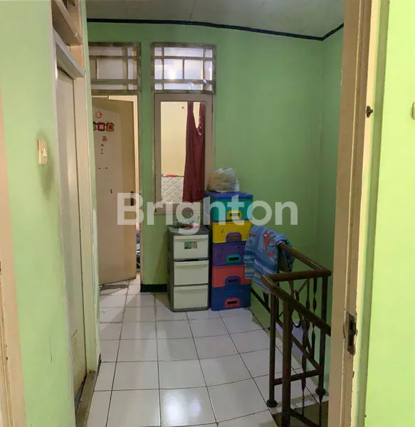 image RUMAH STRATEGIS 2 LANTAI DI TAMAN PALEM LESTARI, JAKARTA BARAT (2)