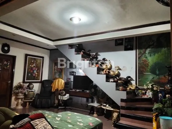 image DIJUAL RUMAH DI KETINTANG MADYA SURABAYA SELATAN (3)