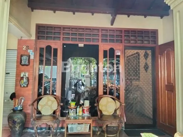 DIJUAL RUMAH DI KETINTANG MADYA SURABAYA SELATAN