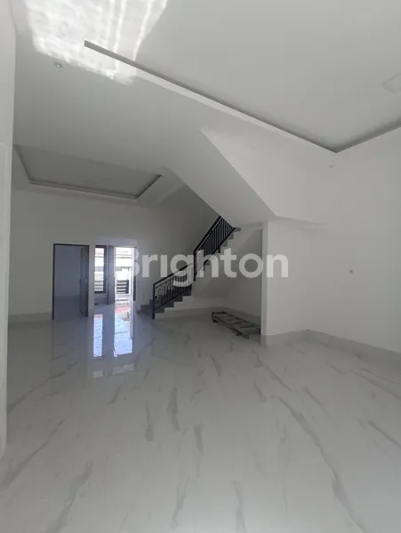 image RUMAH BARU 2 LT, LEBAK, KENJERAN, PAKUWON CITY, KARANG EMPAT,  DKT SURAMADU, GM,  UNAIR, ITS (2)