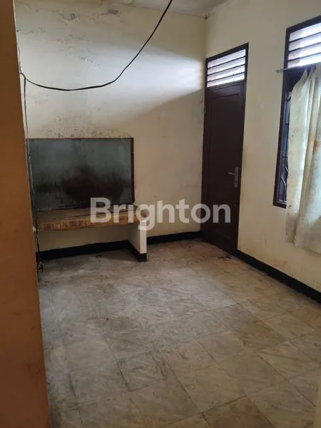 image RUMAH KONTRAKAN 3 PINTU STRATEGIS DI PERKUTUT HELVETIA (8)