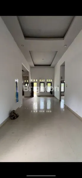 image RUMAH STRATEGIS DEKAT MALL SKA & LIVING WORLD PEKANBARU (5)