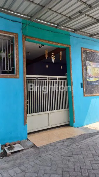 image KOST"AN  2 LANTAI AKTIF  LOKASI PADAT PENDUDUK  (5)