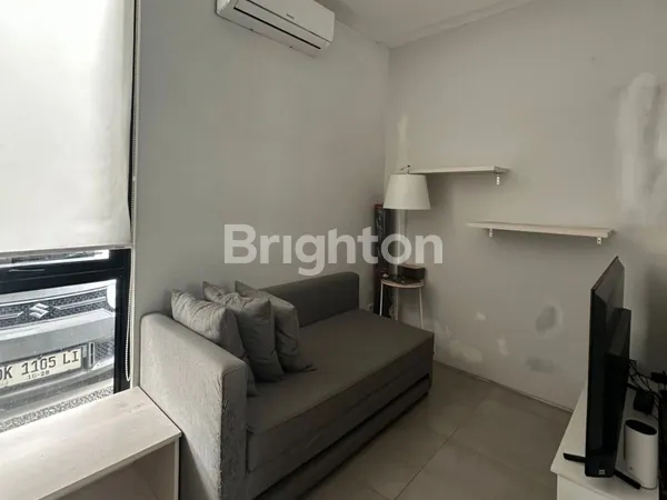 image RUMAH 2 LANTAI FULLY FURNISHED DI GRAND WISATA, 10 MENIT KE TOL TAMBUN (2)