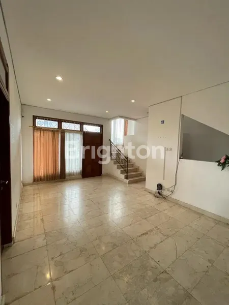 image HUNIAN LUAS & SIAP HUNI DI RADIO DALAM, DEKAT MRT & MALL (3)