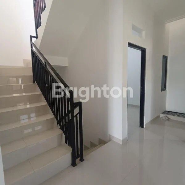 image RUMAH BARU 3 LANTAI, ROW 2 MOBIL, DEKAT TANJUNG DUREN, JAKARTA BARAT (3)