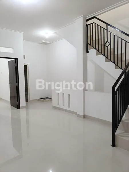 image RUMAH 3 LANTAI, DEKAT TANJUNG DUREN, LOKASI STRATEGIS (3)