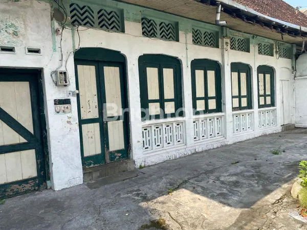RUMAH ETHNIC DAERAH GANDEKAN