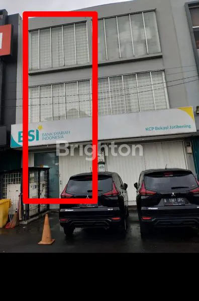 RUKO 3 LANTAI LOKASI STRATEGIS DI JATIBENING, BEKASI