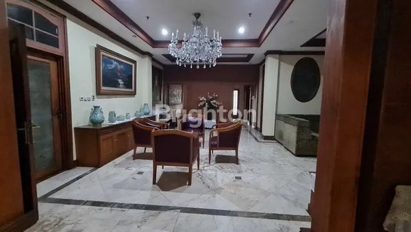 image RUMAH MEWAH EKSKLUSIF CANTIK BAGUS LUAS DI AMPERA (8)