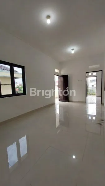 image FOR SALE RUMAH HOOK BRAND NEW (3)