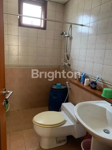 image RUMAH MEWAH 2 LANTAI DI TAMAN SAKURA INDAH - DEKAT TOL PASIRKOJA (4)