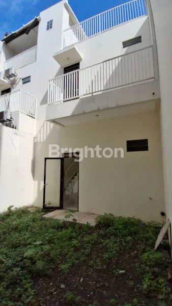 image RUKO STRATEGIS DI JL. ADISUCIPTO YOGYAKARTA, AKSES TOL & FASILITAS LENGKAP (8)