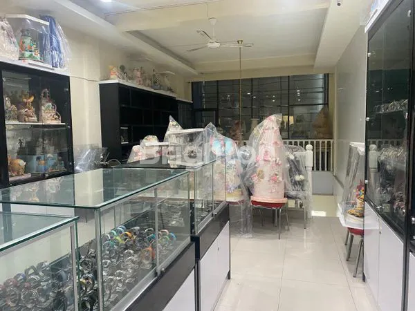 image MURAH DI BAWAH HARGA APPRAISAL! RUKO 4 LANTAI DI TENGAH KOTA SURABAYA DALAM KOMPLEK RUKO LANDMARK JALAN INDRAGIRI, SIAP PAKAI CUMA 6.5M (7)