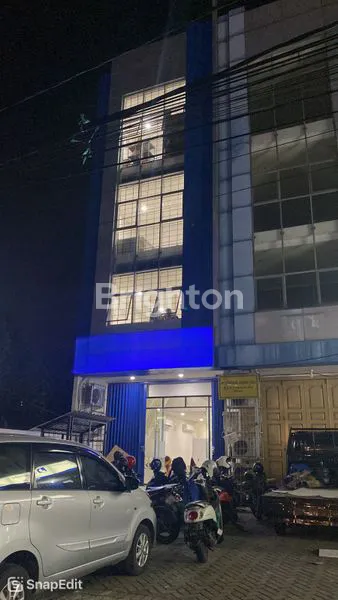 image RUKO 4 LANTAI STRATEGIS DI NOL JALAN RAYA MERR DEKAT AKSES TOL & BANDARA, LAHAN PARKIR LUAS, SUDAH ADA PENYEWA, BISA JADI PASIF INCOME (2)