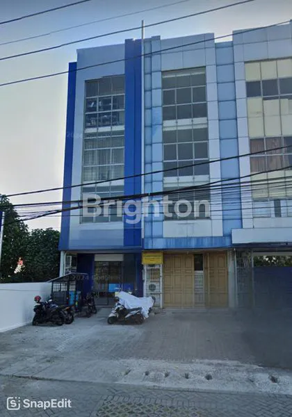 image RUKO 4 LANTAI STRATEGIS DI NOL JALAN RAYA MERR DEKAT AKSES TOL & BANDARA, LAHAN PARKIR LUAS, SUDAH ADA PENYEWA, BISA JADI PASIF INCOME (1)