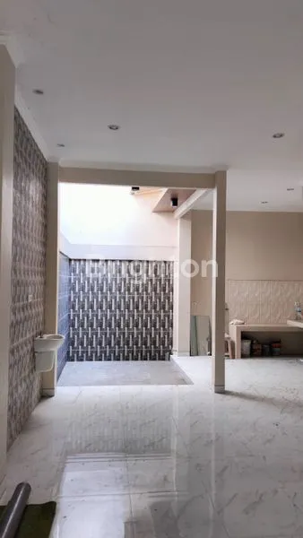 image RUMAH MINIMALIS 2 LANTAI DEKAT PAKUWON MALL, SURABAYA BARAT (5)