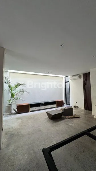 image VILA TAMAN TELAGA CITRALAND ATTIC CANTIK (3)