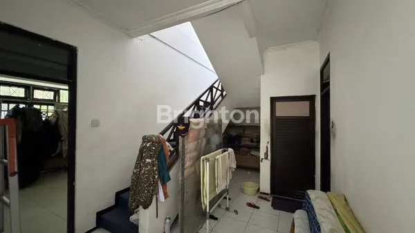 image RUMAH CANTIK SURABAYA TIMUR DI NIRWANA EKSEKUTIF DEKAT DENGAN JALAN MERR, RUNGKUT, DAN WONOREJO SURABAYA (7)