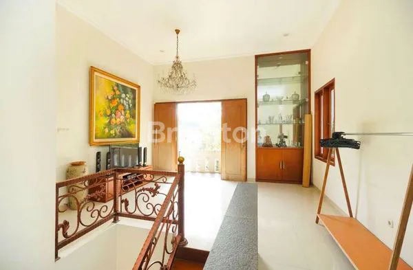 image RUMAH NYAMAN CLASSIC MODERN SIAP HUNI DI CIBUBUR (4)