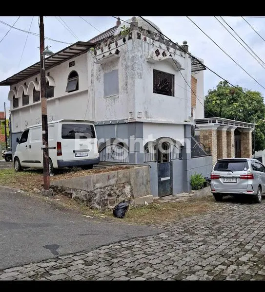 image RUMAH HOOK 2 LANTAI DI JANGLI HARGA TERJANGKAU (2)