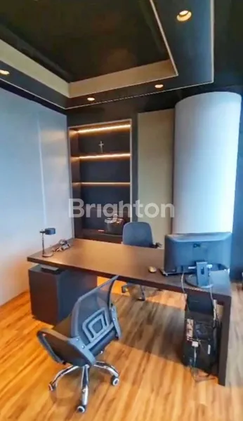 image OFFICE TOWER LANTAI 22 CIPUTRA  WORLD SURABAYA (1)