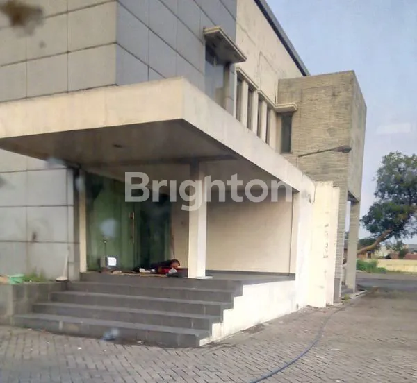 image JUAL EX. SHOWROOM HYUNDAI DI RAYA KLETEK LOSARI SIDOARJO (3)