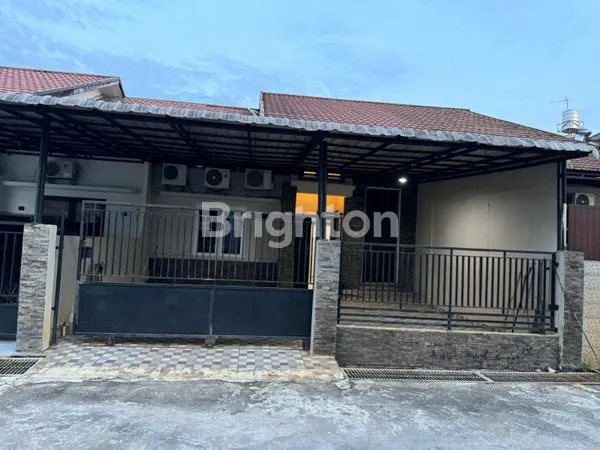 image RUMAH ASRI SIAP HUNI DI VILLA PERMATA INDAH, DEKAT SEKOLAH DHARMA LOKA (1)