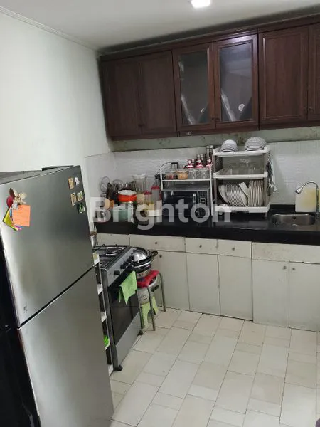 image RUMAH MEWAH SEMI KLASIK 2½ LANTAI DI CIGADUNG BANDUNG UTARA (7)