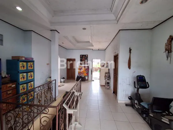 image RUMAH 2 LANTAI , LUAS TANAH 2 ARE . HANYA 5 MENIT KE BANDARA NGURAH RAI (7)