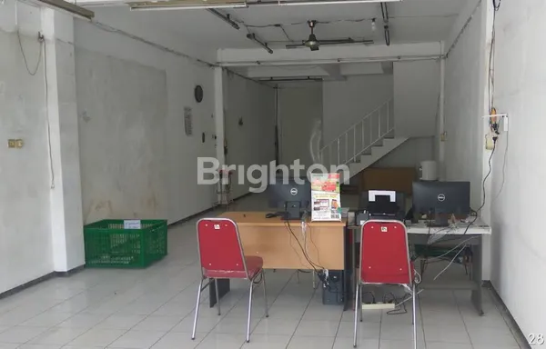 image RUKO MANUKAN TAMA 2 LANTAI ADA LAHAN PARKIR (4)