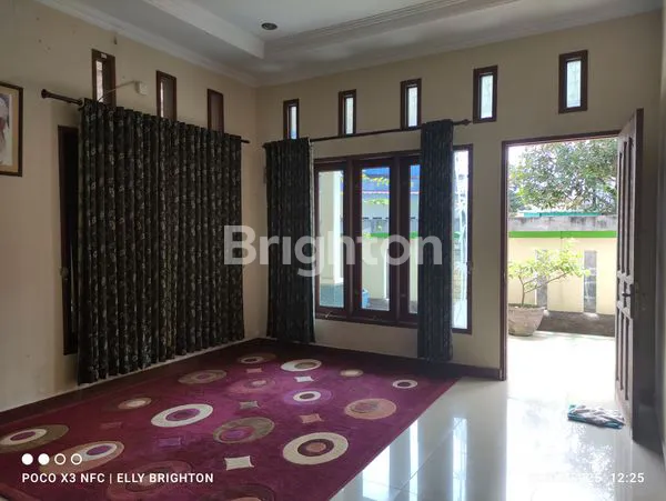 image DIJUAL CEPAT RUMAH MINIMALIS 2 LANTAI TENGAH KOTA (2)