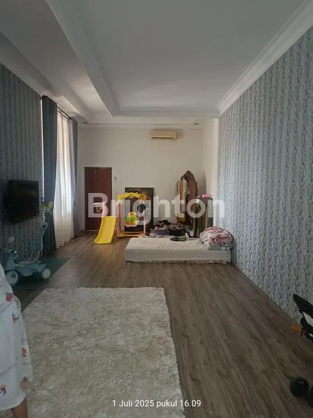 image RUMAH DENGAN DESIGN MEWAH (5)