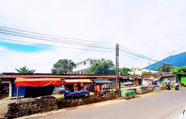 image TANAH KOSONG STRATEGIS SIAP BANGUN , LOKASI SANGAT STRATEGIS DI PINGGIR JALAN BESAR UNGARAN SEMARANG (1)