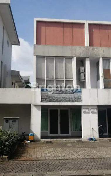 image RUKO 2 LANTAI  DI PREMIER PARK IITANGERANG KOTA  (1)