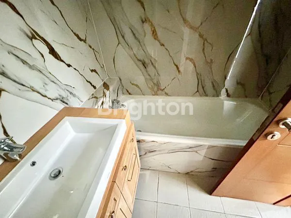 image RUMAH PONDOK LABU DEPOK DUA LANTAI SIAP HUNI (8)