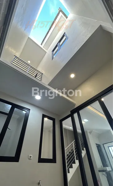 image RUMAH NGINDEN INTAN NEW MINIMALIS MODERN DEKAT UNIVERSITAS DAN RS PREMIER (3)