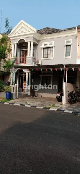 image RUMAH MEWAH 2 LANTAI DI CLUSTER FEDORA GRAHA RAYA BINTARO, TANGERANG SELATAN (1)