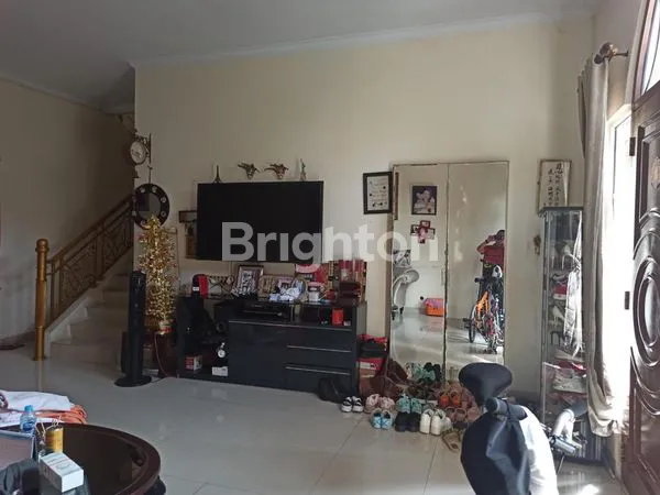 image RUMAH MEWAH 2½ LANTAI DI KANO PERMAI LAYAR MEDITERANIA PANTAI INDAH KAPUK 1 PIK JAKARTA UTARA  (3)