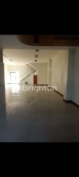 image BANGUNAN KOKOH !!! RUKO 3 LANTAI LUAS 3 ARE DI PUSAT KULINER JALAN MARLBORO DENPASAR. (2)