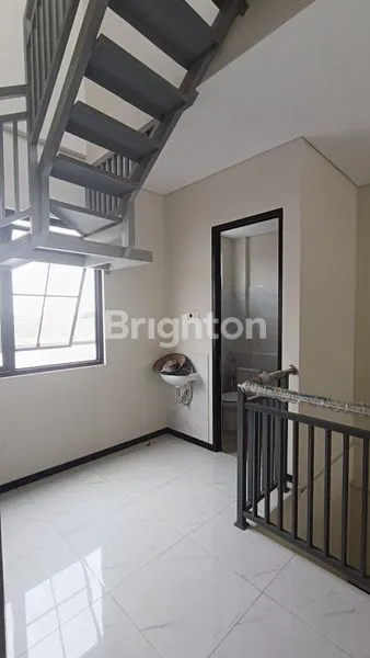 image RUKO STRATEGIS 3 LANTAI NOL JALAN DI KAWASAN KOMERSIAL MERR RUNGKUT SURABAYA (7)