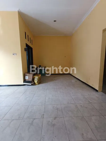 image RUMAH SIAP HUNI CLUSTER DEKAT MAJT SEMARANG (4)