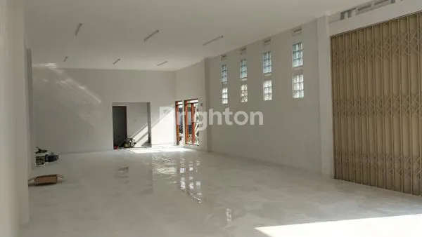 image GUDANG LUAS 280M2 SIAP HUNI DI CIGONDEWAH BANDUNG, AKSES STRATEGIS (3)