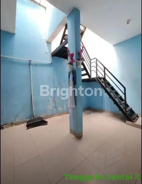 image * RUMAH  DAN KONTRAKAN 3 LANTAI DI JELAMBAR, JAKARTA BARAT. (6)