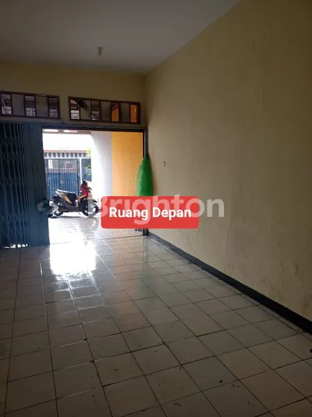 image RUMAH SANGAT STRATEGIS DI DEPOK (2)